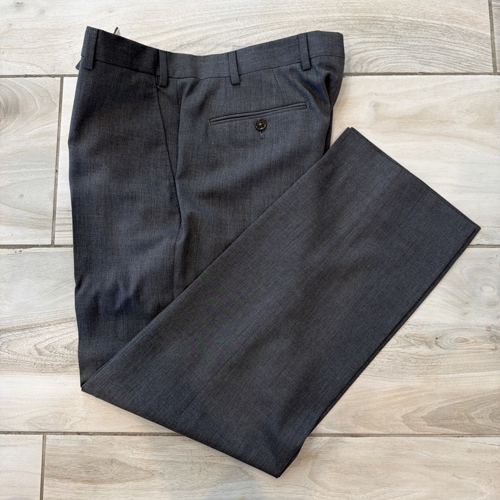 Giorgio Armani Collezioni Italy W33 L28 Gray Wool Dress Pants